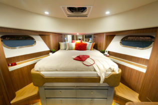 Belize 54 Sedan - Guest Stateroom