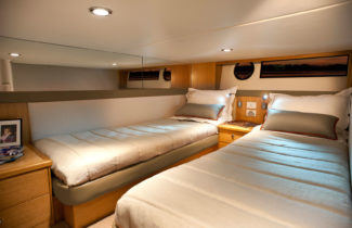 445 SUV - Guest Cabin