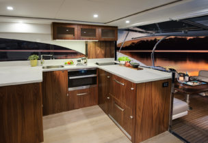 Riviera 5400 Sport Yacht - Galley