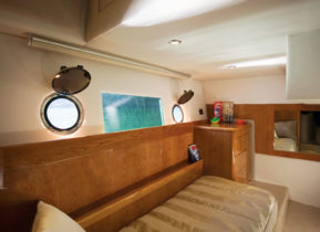43' Open Flybridge - Aft Guest Cabin