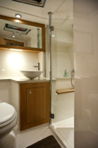 445 SUV - Guest Cabin Bathroom
