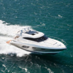 6000 Sport Yacht - Running