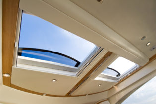 525 SUV - Sunroof