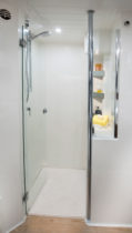 Riviera 5400 Sport Yacht - Master Stateroom Ensuite Shower