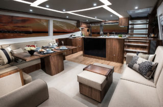 72' Sports Motor Yacht - Salon