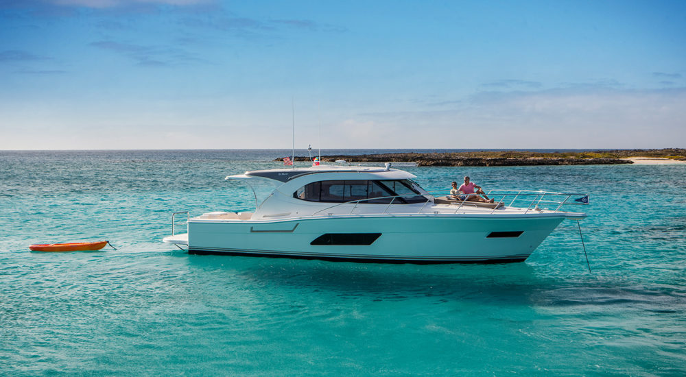 445 SUV - Anchored 445 SUV - Anchored