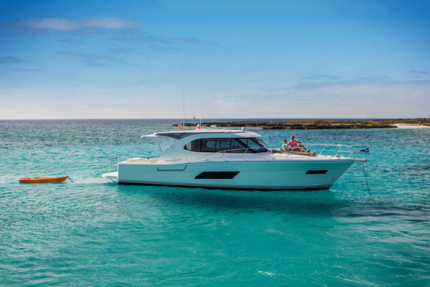 445 SUV – Anchored 445 SUV - Anchored