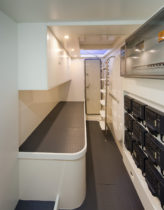 6000 Sport Yacht - Utility Room