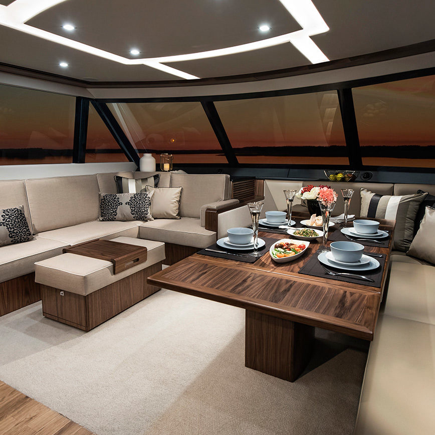 72′ Sports Motor Yacht – Salon 72' Sports Motor Yacht - Salon