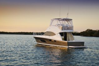 45' Open Flybridge - Anchored