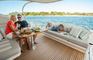 4800 Sport Yacht - Cockpit