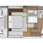 5400 Sport Yacht - Lower Lounge Area
