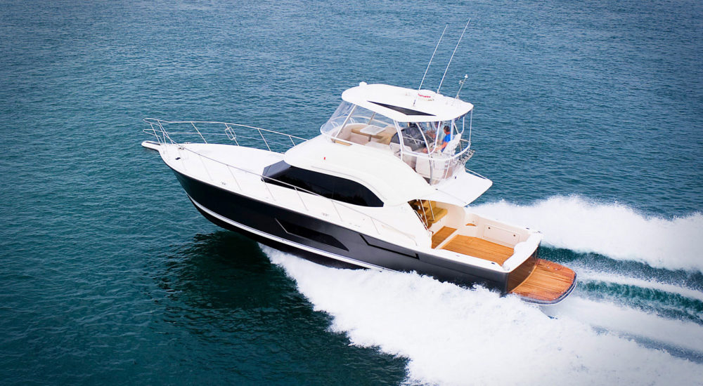 43' Open Flybridge - Running 43' Open Flybridge - Running